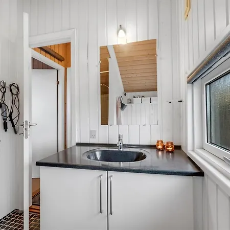 Vakantiehuis Fritza - 400m From The Sea By Interhome Ringkøbing