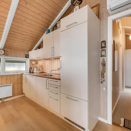 Fritza - 400m From The Sea By Interhome בית נופש