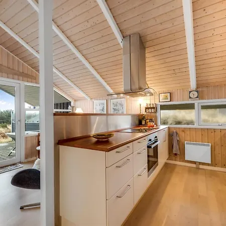 Holiday home Fritza - 400m From The Sea By Interhome *