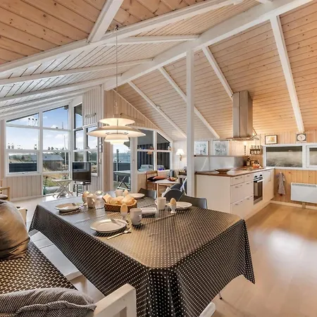 Fritza - 400m From The Sea By Interhome